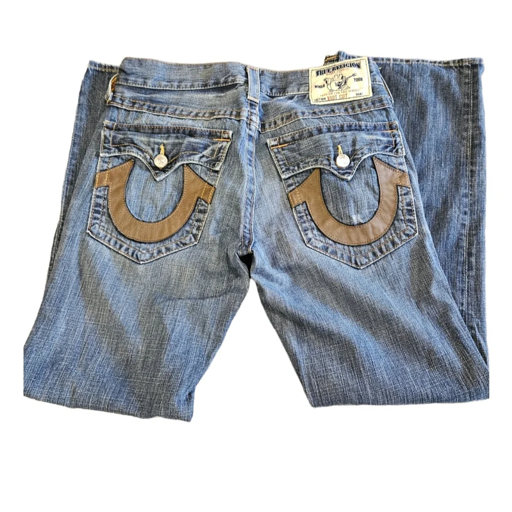 True religion boot cut jeans - Picture 3 of 6